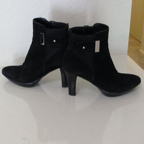 Aquatalia Black Suede Waterproof Booties Seen On Kate Middleton - Picture 3 of 12